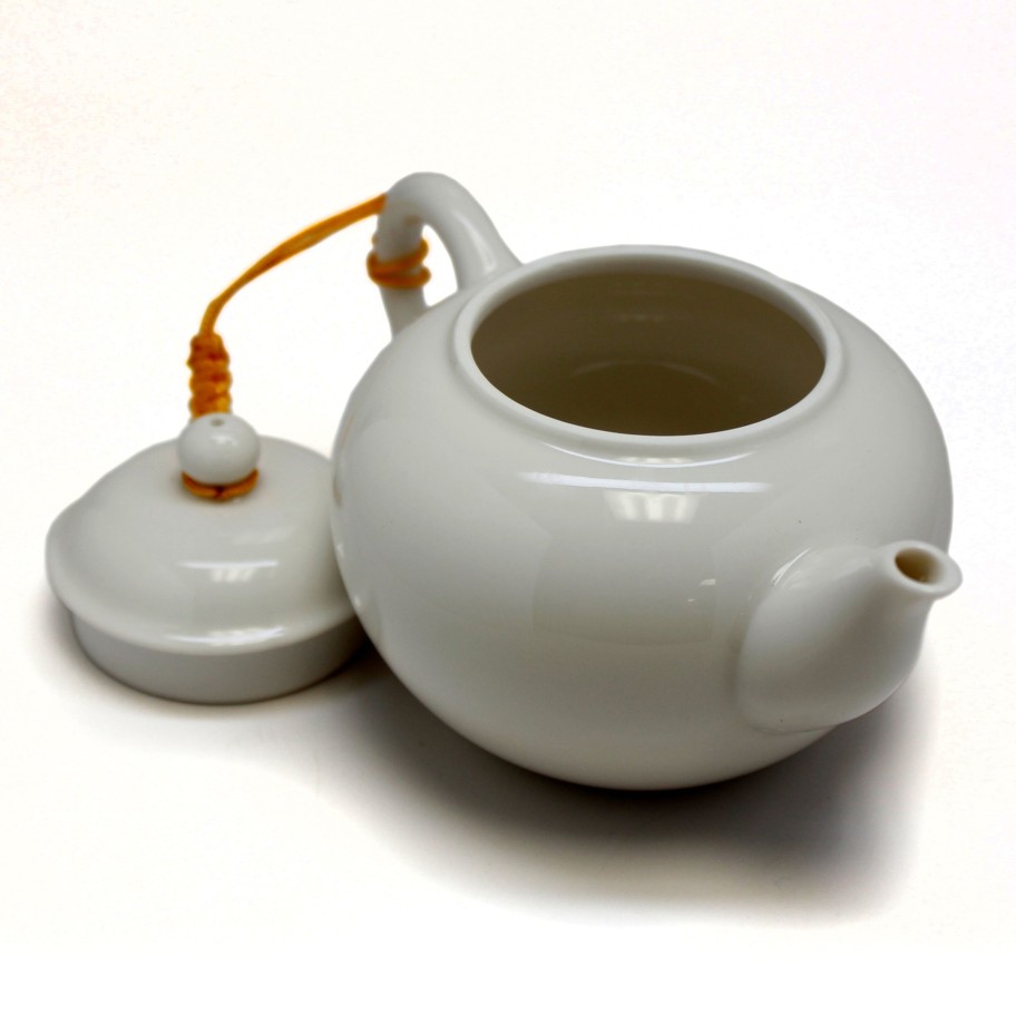 Teaware In Pursuit of Tea White Porcelain Teapot (7.5 Oz)